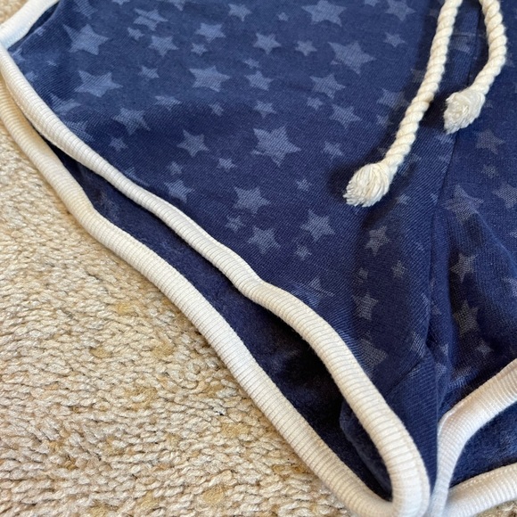 Victoria’s Secret shorts - Picture 4 of 7